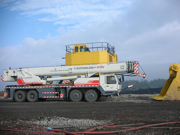 Монтаж ковша на экскаваторе PC 3000